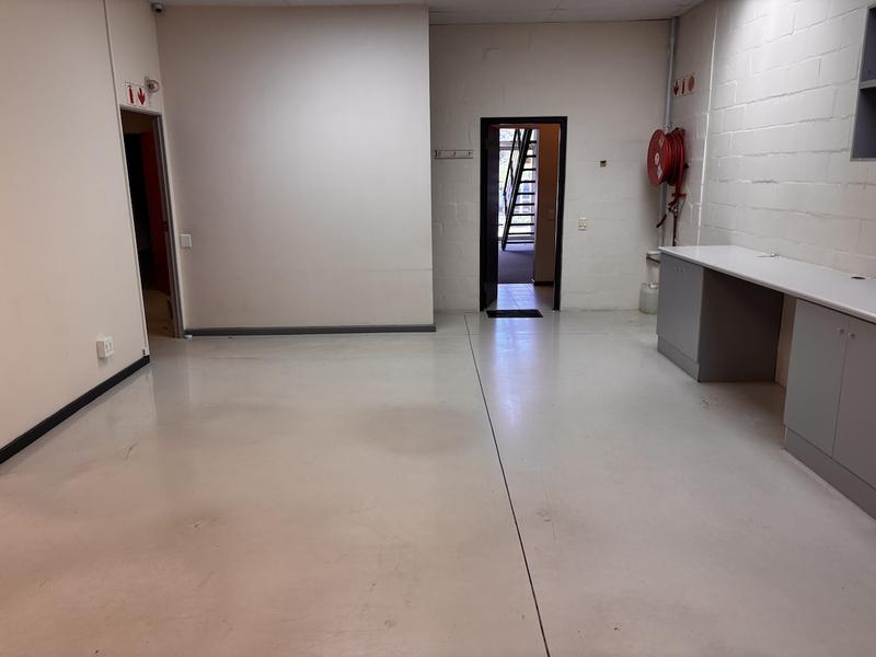 To Let Commercial Property for Rent in Northgate Island Western Cape